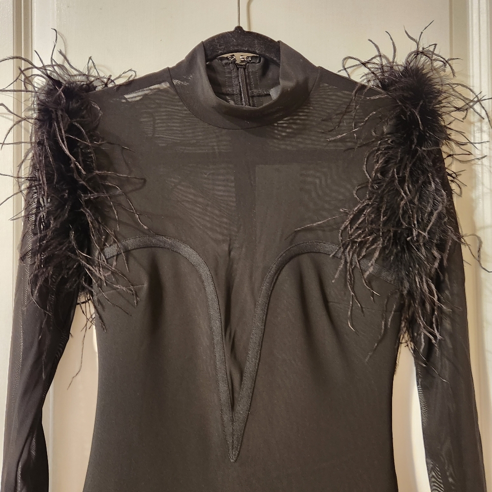 Akira new with tags bandage black dress Medium with feather bottom and sleeves - Picture 3 of 11